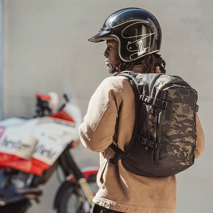 Backpacks and Hydration Bags – Fynx Moto